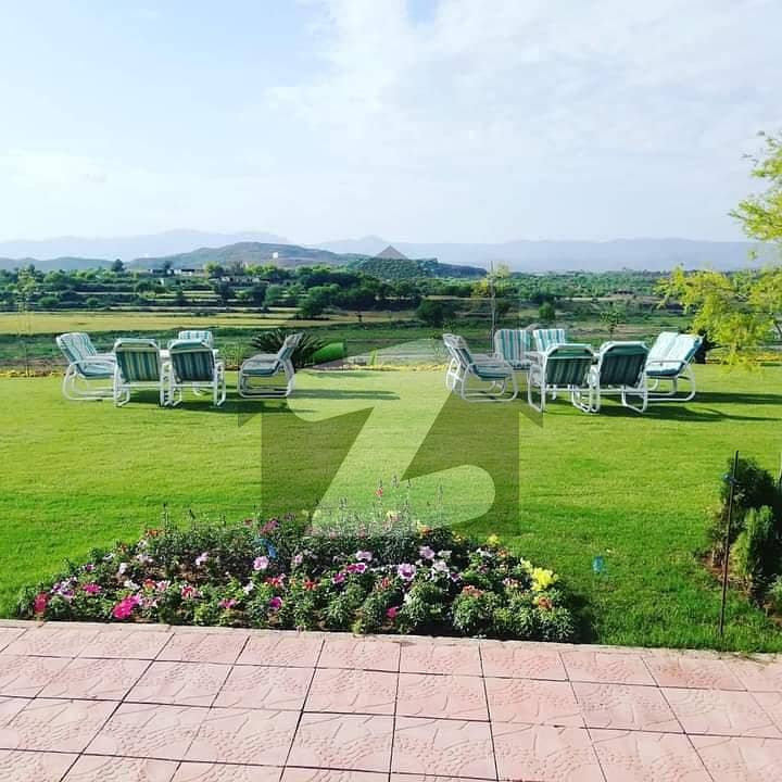 5 Kanal Residential FARM Located In Naval Farms (SEC B To C ) Is Available For Sale 5 Kanal Residential FARM Located In Naval Farms (SEC B To C ) Is Available For Sale