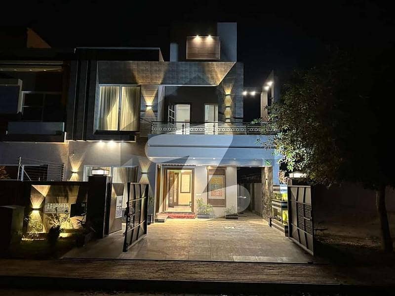 10 Marla Full Luxury House For Rent In DHA Phase 6 Block-D Lahore.