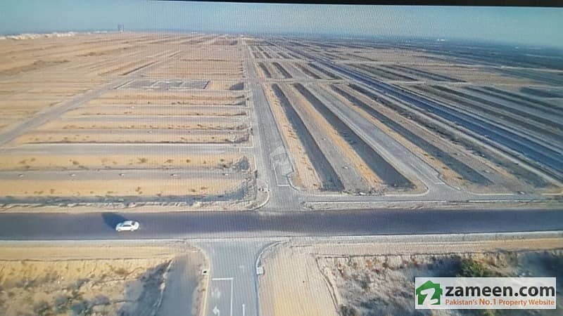 100 SqYards Commercial Plot Available For Sale In Peninsula Commercial Area DHA Phase 8