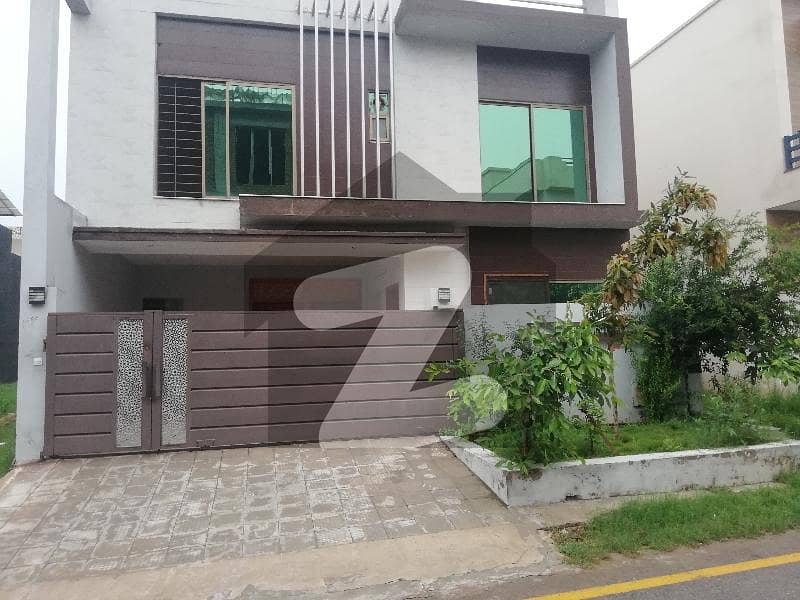 A Beautiful House For Rent In Faisal Town Block A Near To Markaz Parck ...