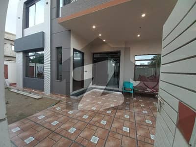BEAUTIFUL HOUSE BRAND NEW 400SQYD
