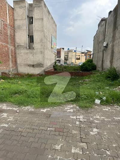 760 Square Feet Commercial Plot Up For sale In Shahdara 
Lahore Gardens