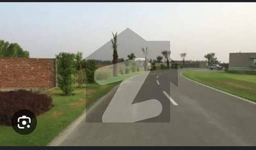 8 KANAL BEAUTIFUL FARMHOUSE PLOT