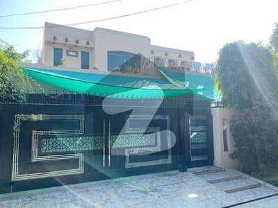 One Kanal Slightly Used Modern House For Sale In DHA Phase 4 Block GG