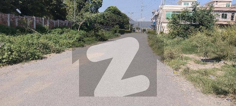 50 FEET ROAD IDEAL CORNER OPTION 50 FEET ROAD IDEAL CORNER OPTION