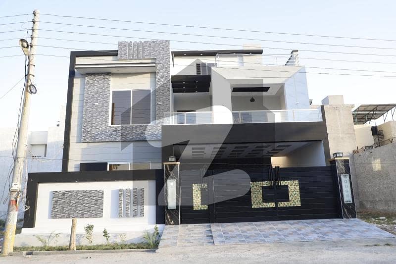 Luxury House In Jeewan City Housing Scheme Sahiwal