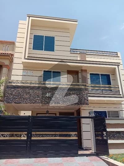 30x60 Brand New Sun Facing Available For Sale In G-13/3 Islamabad.