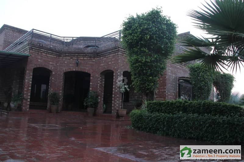 4 Kanal Fully Furnished Luxurious Farm House For Rent Bedian Road
