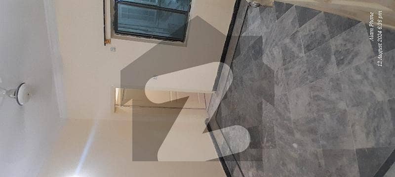 حیات آباد فیز 6 - ایف9 حیات آباد فیز 6,حیات آباد,پشاور میں 3 کمروں کا 3 مرلہ بالائی پورشن 23.0 ہزار میں کرایہ پر دستیاب ہے۔