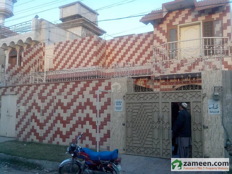 Double Story House For Sale In Shah Rukn-e-alam Colony - Block D