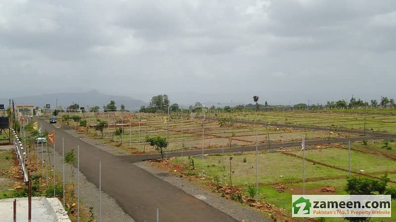 10 Marla Boulevard Plot Available For Sale In Phase 8 Ext
