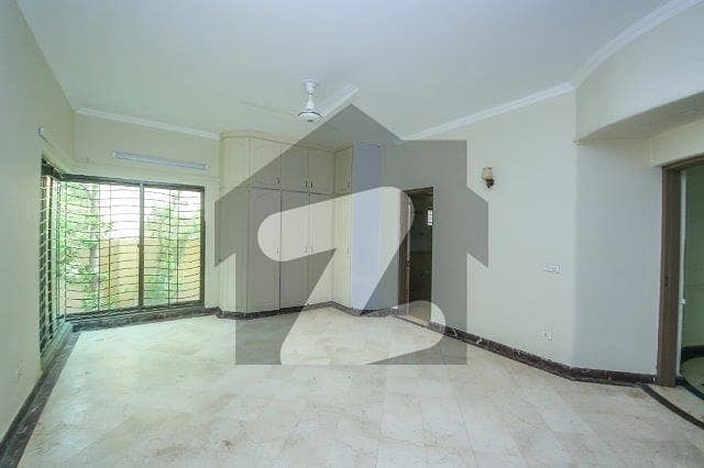 7 Marla Beautiful 2nd Floor For Rent In Phase 1 7 Marla Beautiful 2nd Floor For Rent In Phase 1