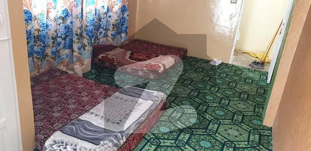 مال روڈ مری میں 5 کمروں کا 2 مرلہ فلیٹ 1.65 کروڑ میں برائے فروخت۔