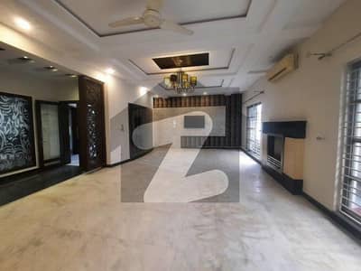 1 Kanal Full House For Rent In Phase 5