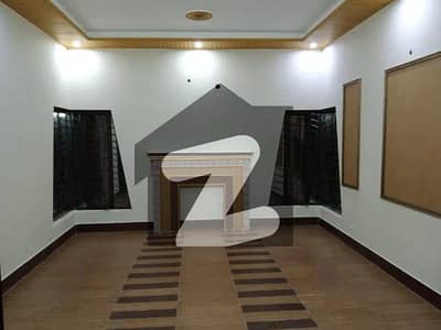 1 KANAL LOWER PORTION FOR RENT IN UET SOCIETY NEAR WAPDA TOWN