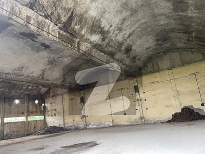 سندر لاہور میں 2 کمروں کا 6 کنال فیکٹری 6.5 کروڑ میں برائے فروخت۔