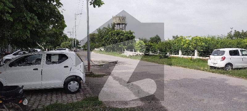 100 Feet Road 1 Kanal Plot For Sale