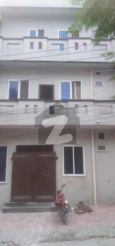 پاکستان ٹاؤن اسلام آباد میں 3 مرلہ عمارت 1.2 کروڑ میں برائے فروخت۔