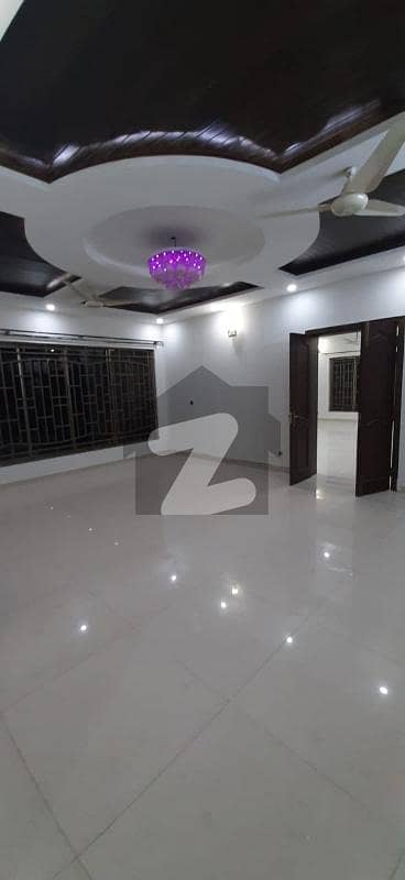 24 Marla upper portion available for rent 24 Marla upper portion available for rent
