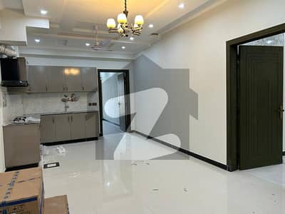 مدینه ٹاور ای ۔ 11,اسلام آباد میں 2 کمروں کا 6 مرلہ فلیٹ 70.0 ہزار میں کرایہ پر دستیاب ہے۔