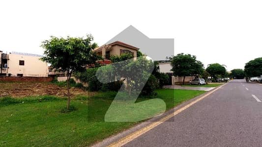 70ft Road Top Location Plot For Sale In DHA Phase 5