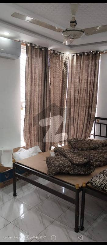 Allama Iqbal Town 1 Room For Rent