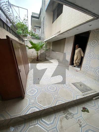 گلشنِ اقبال - بلاک 13 سی گلشنِ اقبال,گلشنِ اقبال ٹاؤن,کراچی میں 6 کمروں کا 10 مرلہ مکان 5.75 کروڑ میں برائے فروخت۔ گلشنِ اقبال - بلاک 13 سی گلشنِ اقبال,گلشنِ اقبال ٹاؤن,کراچی میں 6 کمروں کا 10 مرلہ مکان 5.75 کروڑ میں برائے فروخت۔