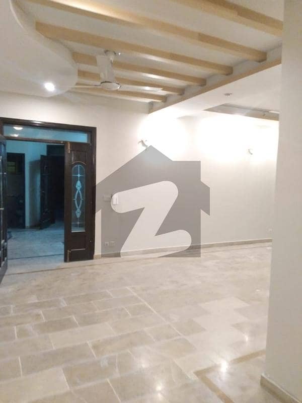 G-10 Outclass Three Bed Portion For Rent