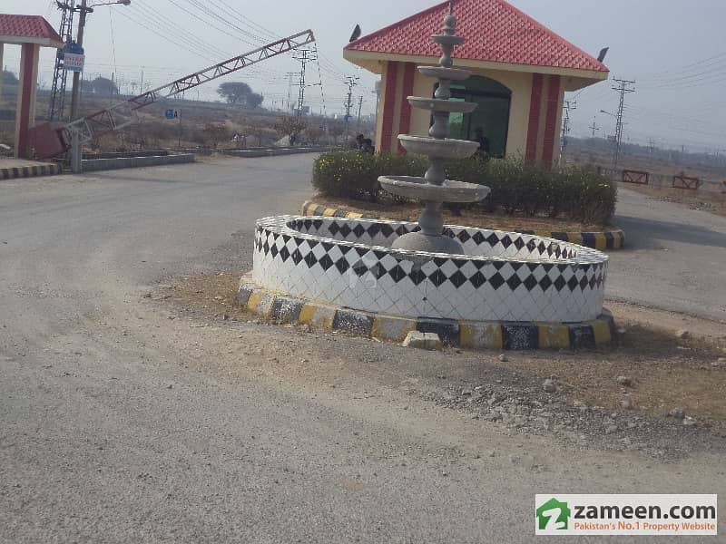 Block B - 1 Kanal Corner Plot On 70ft Wide Road