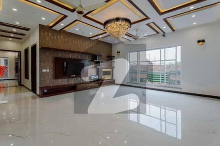 Luxury Ultra Modern Design Bungalow For Sale Top Location