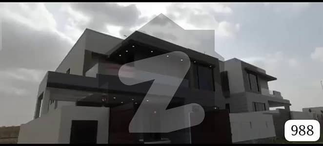 500 sq yd Luxury Villa FOR SALE. 2km from Entrance of BTK. 6 Bed DDL 2 Kitchens