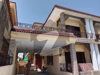 1 Kanal House With 9 Bedrooms For Rent In F-11, Islamabad