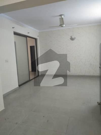 عسکری 3 عسکری,لاہور میں 4 کمروں کا 14 مرلہ مکان 4.95 کروڑ میں برائے فروخت۔