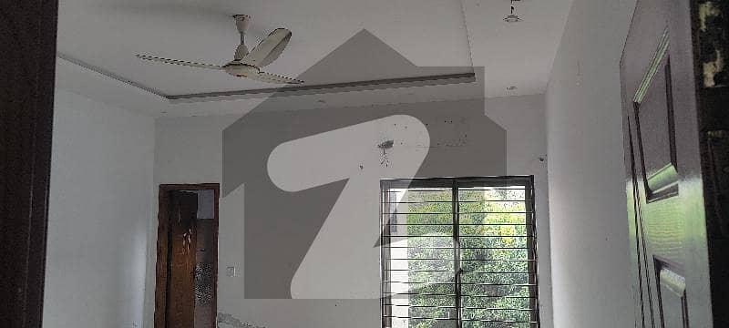 15 Marla Upper Portion For Rent 15 Marla Upper Portion For Rent