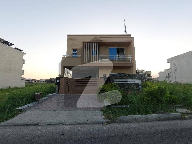 Good Location In Jinnah Gardens Phase 1 7 Marla House For Sale Good Location In Jinnah Gardens Phase 1 7 Marla House For Sale