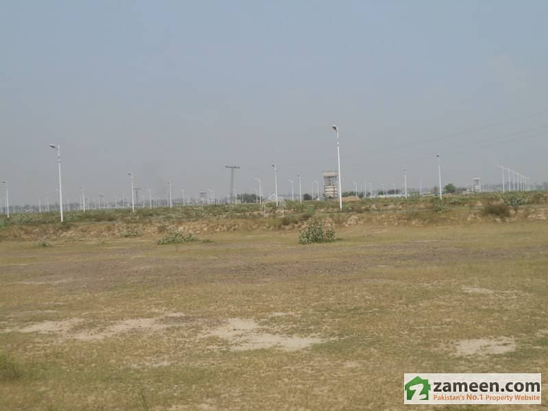 Plot For Sale In DHA Phase 7