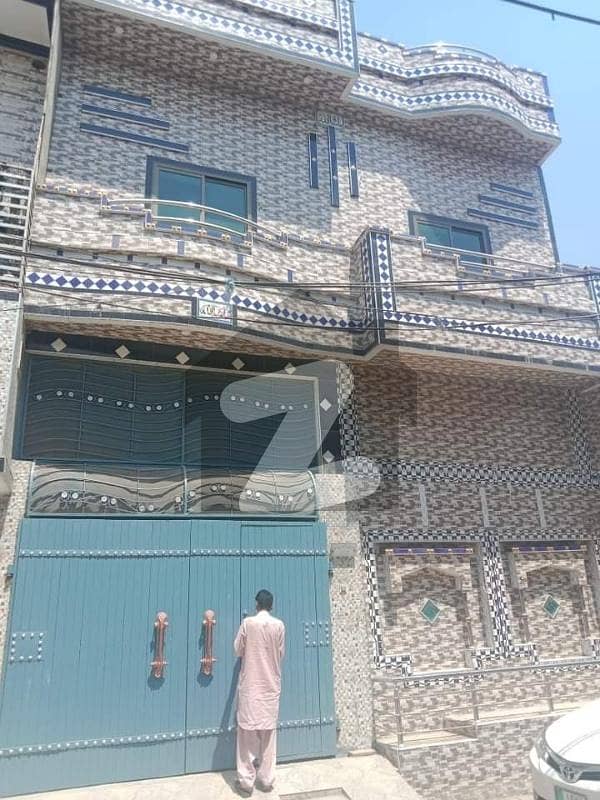 کینال پارک سرگودھا میں 4 کمروں کا 5 مرلہ مکان 1.15 کروڑ میں برائے فروخت۔ کینال پارک سرگودھا میں 4 کمروں کا 5 مرلہ مکان 1.15 کروڑ میں برائے فروخت۔
