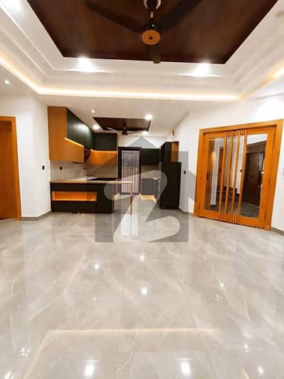 10 Marla House For Rent