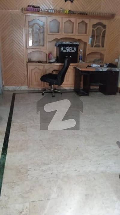 2 rooms available at rent for bachelor in pak block allama iqbal town ...