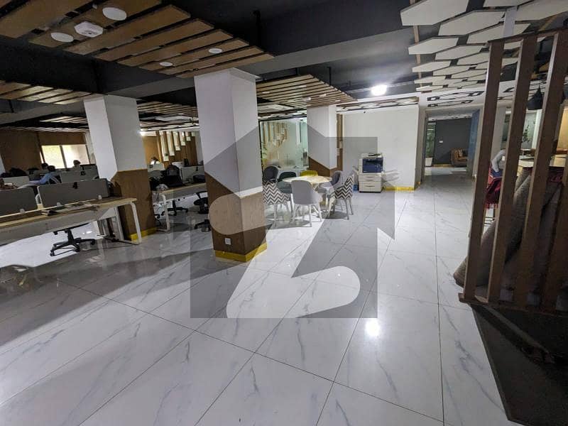 3,000 Sq. Ft. Furnished Office Jinnah Avenue Facing 3,000 Sq. Ft. Furnished Office Jinnah Avenue Facing