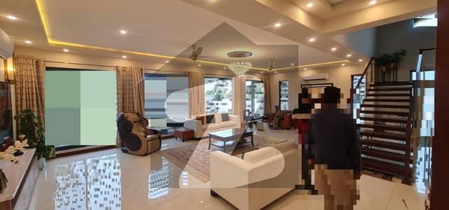 ایف ۔ 11 اسلام آباد میں 10 کمروں کا 2 کنال مکان 50.0 کروڑ میں برائے فروخت۔