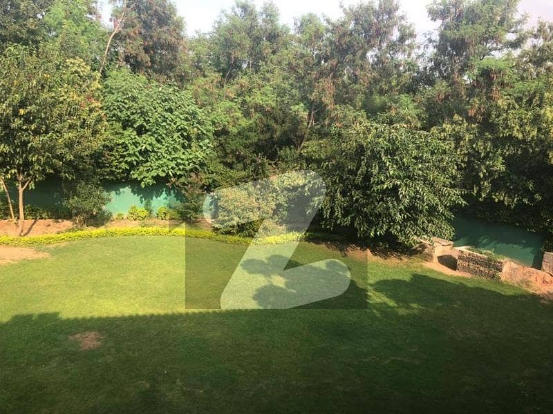 F-7 Corner House For Sale