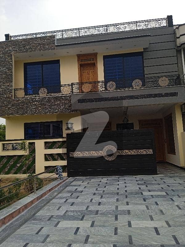 30*60 House For sale in G13 Islamabad Dubl Road