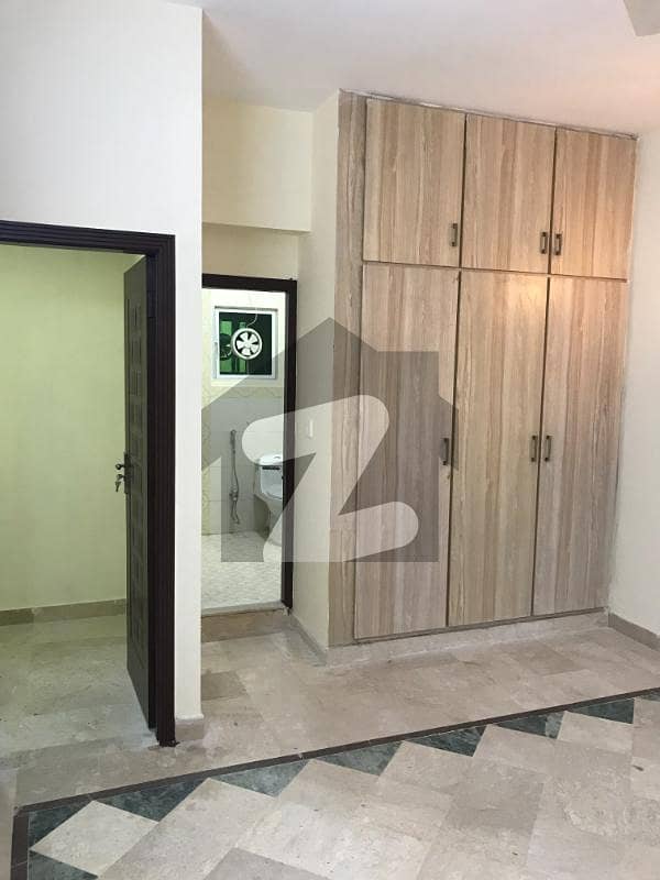 E 11- 3BAD APARTMENT AVAILABLE FOR RENT E 11- 3BAD APARTMENT AVAILABLE FOR RENT