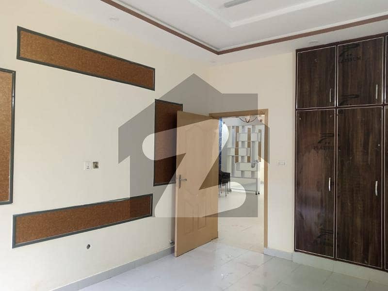 10 Marla, Beautiful Upper Portion Available For Rent 10 Marla, Beautiful Upper Portion Available For Rent