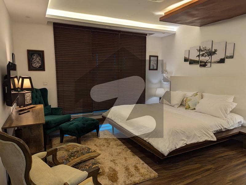 1 Bed Fully Furnished Luxury Apartment with TV Lounge and Kitchen