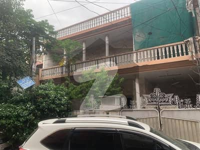 کمرشل مارکیٹ راولپنڈی میں 12 مرلہ کمرشل پلاٹ 15.5 کروڑ میں برائے فروخت۔