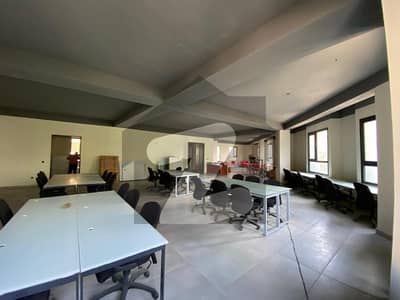 OFFICE FOR RENT 2600 SQFT PHASE 6 D H A MOST PRIME LOCATION 1ST 2ND 3RD 4TH FLOOR