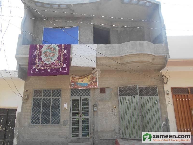 5 Marla Double Storey House For Sale In Ramy Town Farid Town Sahiwal. 
