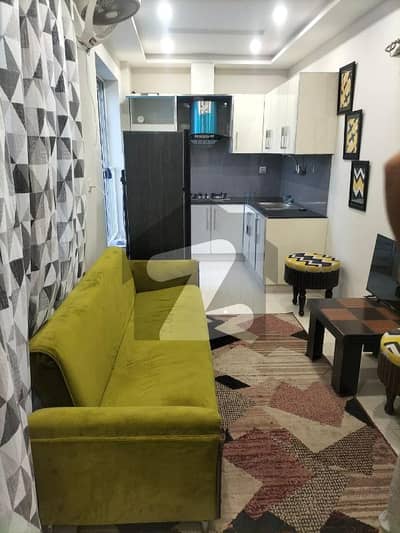 بحریہ ٹاؤن سیکٹرڈی بحریہ ٹاؤن,لاہور میں 2 مرلہ فلیٹ 45.0 ہزار میں کرایہ پر دستیاب ہے۔